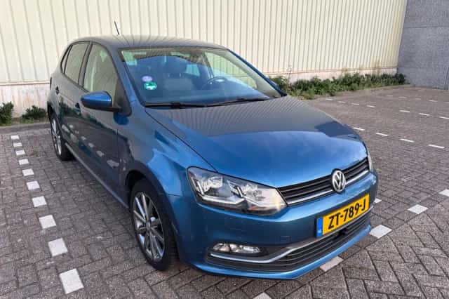 Volkswagen Polo (2016) thumbnail 2