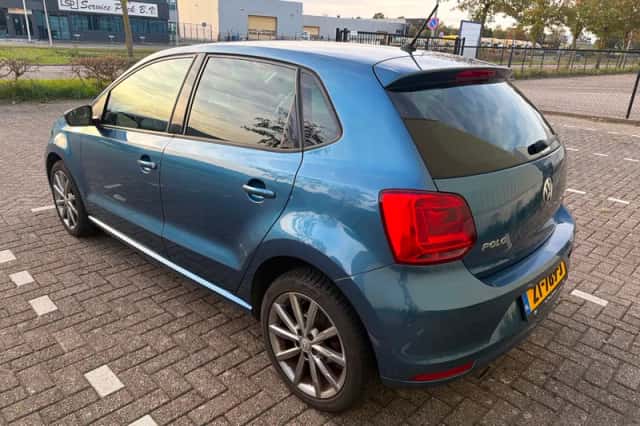 Volkswagen Polo (2016) thumbnail 4