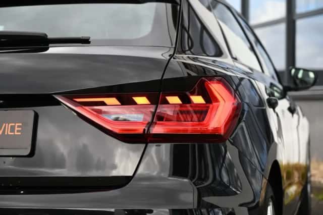 Audi A1 (2019) thumbnail 11
