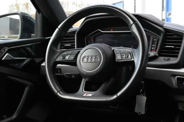 Audi A1 (2019) thumbnail 18