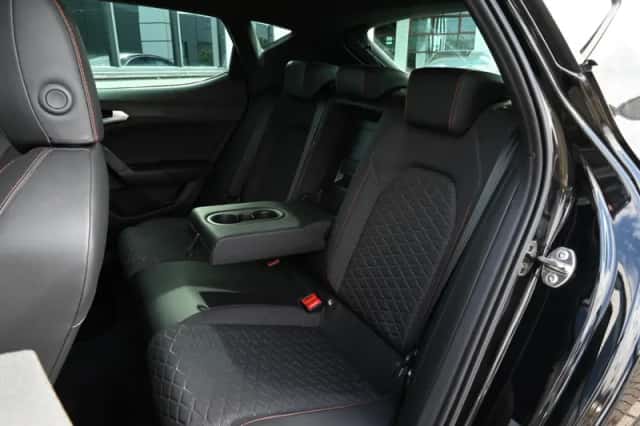 SEAT Leon (2021) thumbnail 12
