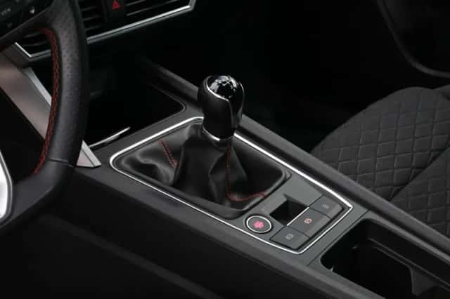 SEAT Leon (2021) thumbnail 16
