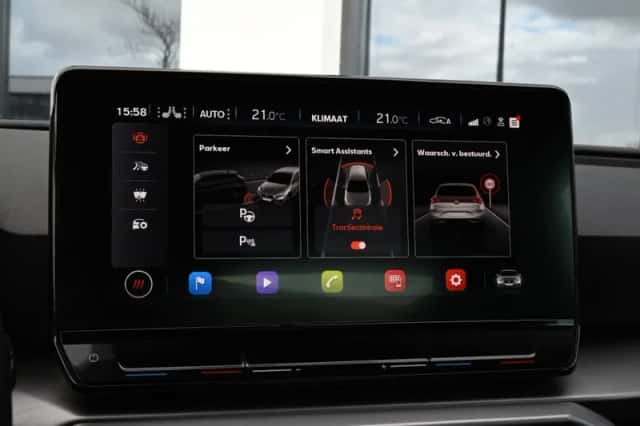 SEAT Leon (2021) thumbnail 20