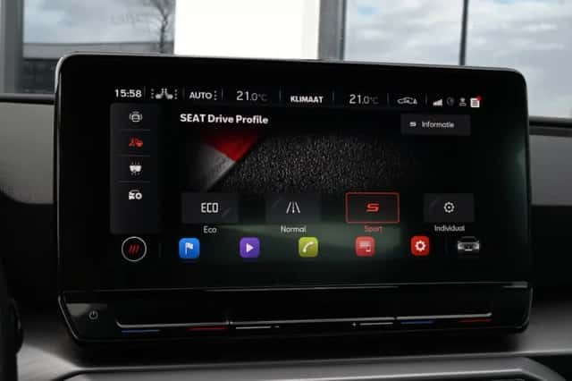 SEAT Leon (2021) thumbnail 21