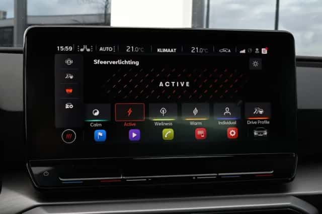 SEAT Leon (2021) thumbnail 22