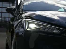 SEAT Leon (2021) thumbnail 4