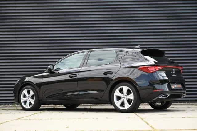 SEAT Leon (2021) thumbnail 7