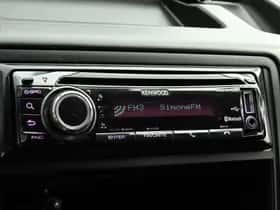 Volkswagen Transporter (2011) thumbnail 17