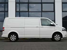 Volkswagen Transporter (2011) thumbnail 5