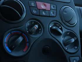 Fiat Panda (2010) thumbnail 13