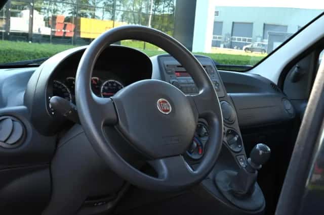 Fiat Panda (2010) thumbnail 9