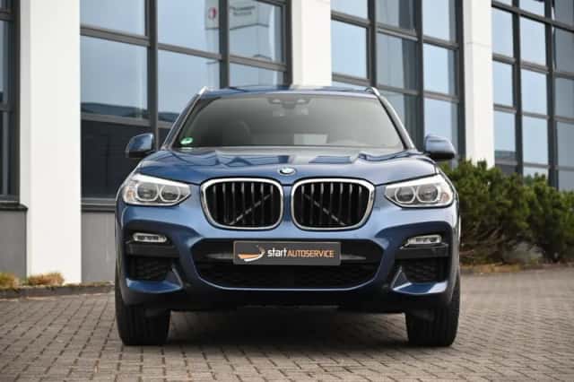BMW X3 (2019) thumbnail 2