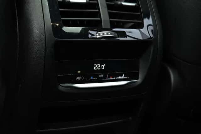 BMW X3 (2019) thumbnail 16