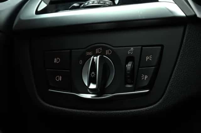 BMW X3 (2019) thumbnail 23