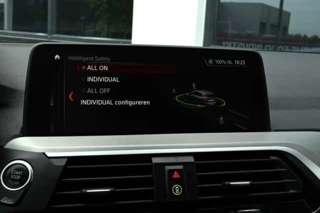 BMW X3 (2019) thumbnail 27