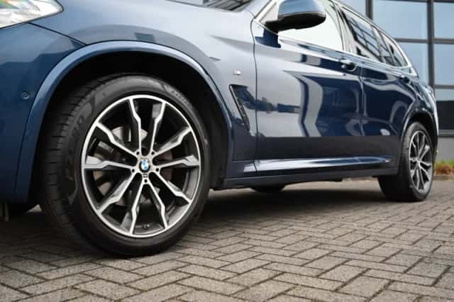 BMW X3 (2019) thumbnail 4
