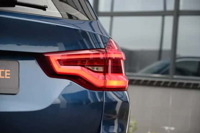 BMW X3 (2019) thumbnail 9