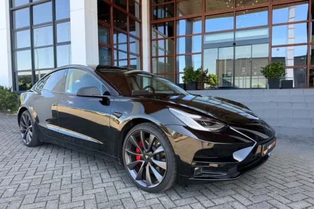 Tesla Model 3 (2020) thumbnail 4
