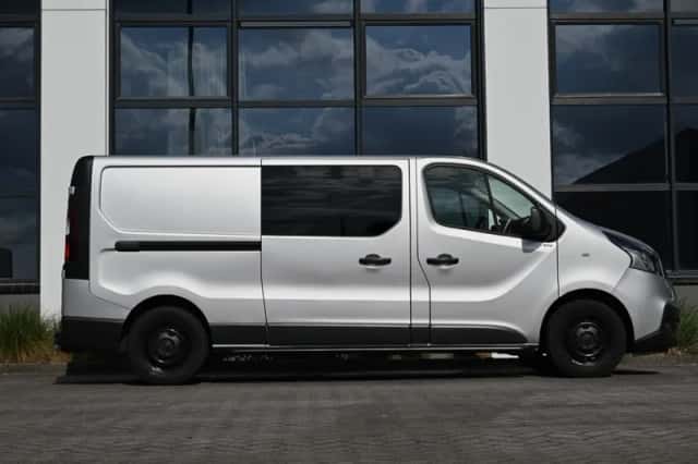 Renault Trafic (2021) thumbnail 4