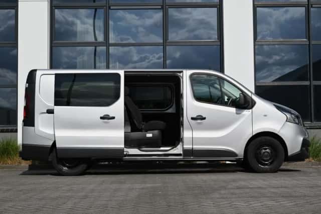 Renault Trafic (2021) thumbnail 5