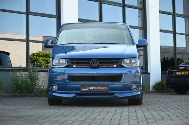 Volkswagen Transporter (2013) thumbnail 2