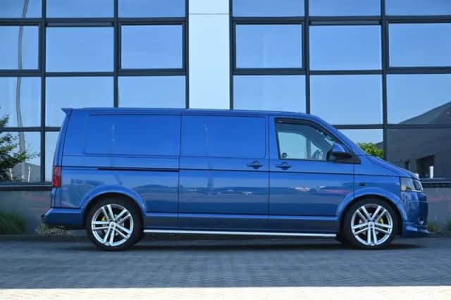 Volkswagen Transporter (2013) thumbnail 5