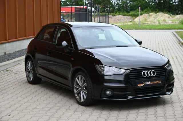 Audi A1 (2014) thumbnail 2