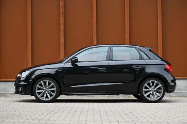 Audi A1 (2014) thumbnail 3