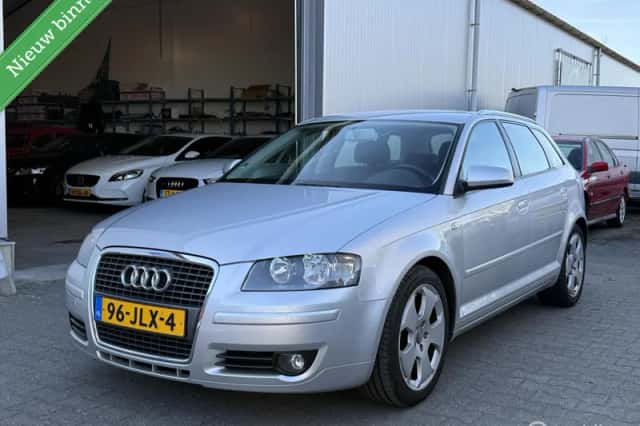 Audi A3 (2009) thumbnail 1