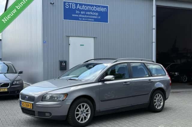 Volvo V50 (2004) thumbnail 1