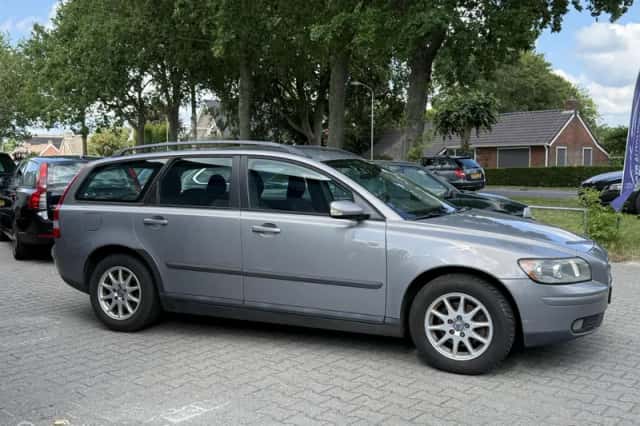 Volvo V50 (2004) thumbnail 4