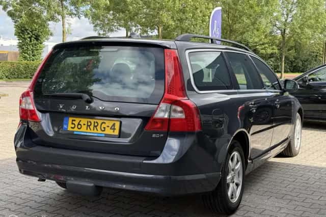 Volvo V70 (2010) thumbnail 4