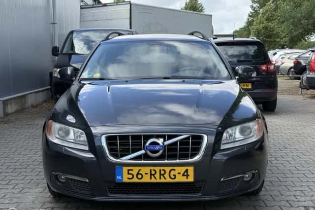 Volvo V70 (2010) thumbnail 6