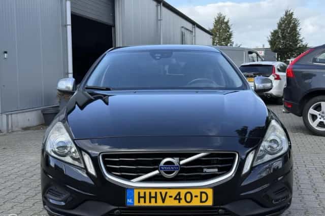 Volvo V60 (2011) thumbnail 6