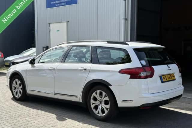 Citroën C5 (2015) thumbnail 2