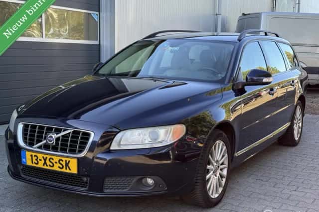 Volvo V70 (2007) thumbnail 1