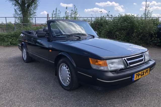 Saab 900 (1992) thumbnail 1