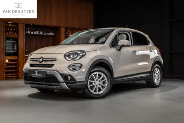 Fiat 500X (2019) thumbnail 2