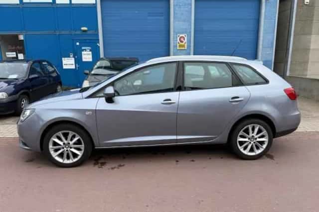 SEAT Ibiza (2015) thumbnail 2