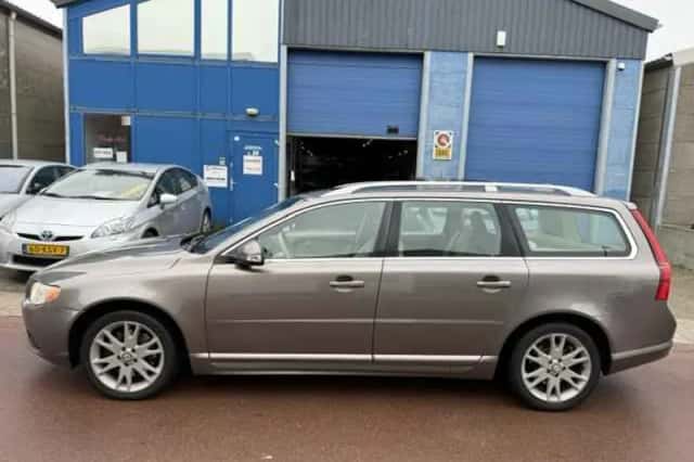 Volvo V70 (2007) thumbnail 2