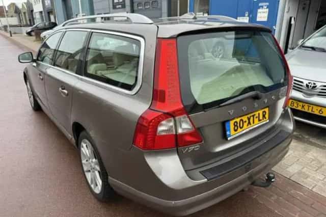Volvo V70 (2007) thumbnail 3
