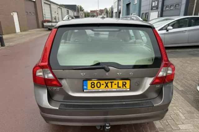 Volvo V70 (2007) thumbnail 4