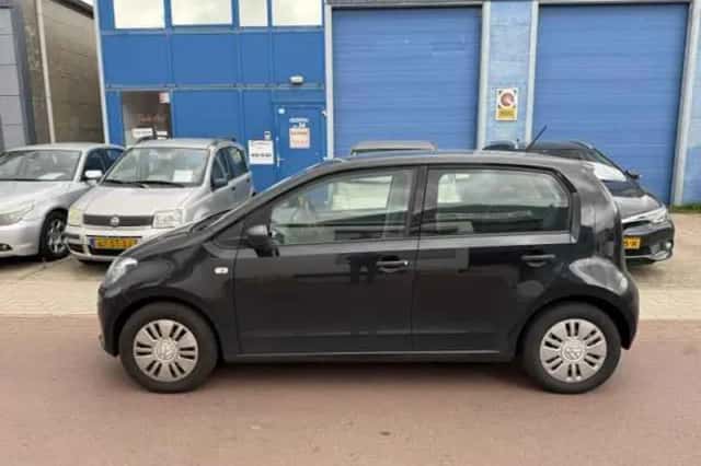 Volkswagen Up! (2014) thumbnail 2