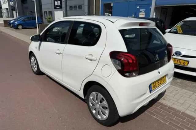 Peugeot 108 (2015) thumbnail 3