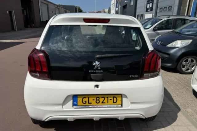 Peugeot 108 (2015) thumbnail 4