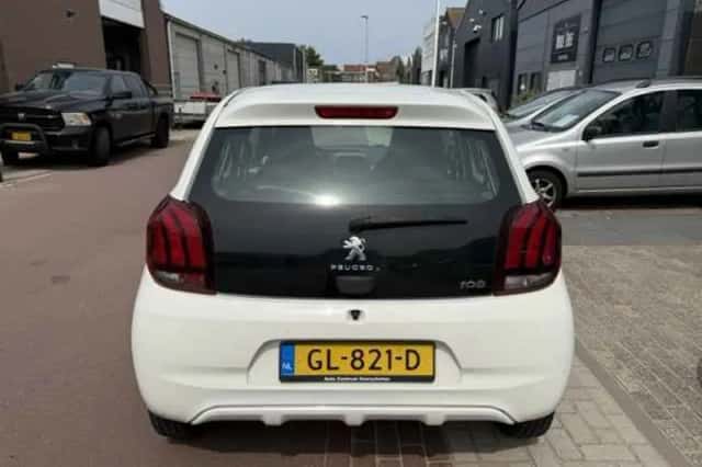 Peugeot 108 (2015) thumbnail 4