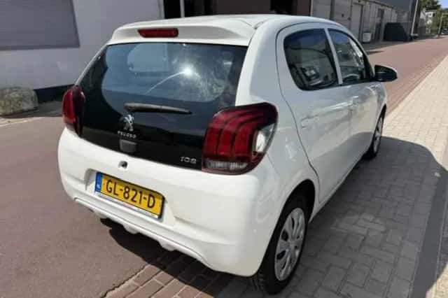 Peugeot 108 (2015) thumbnail 6