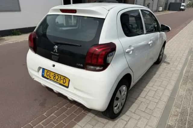 Peugeot 108 (2015) thumbnail 6