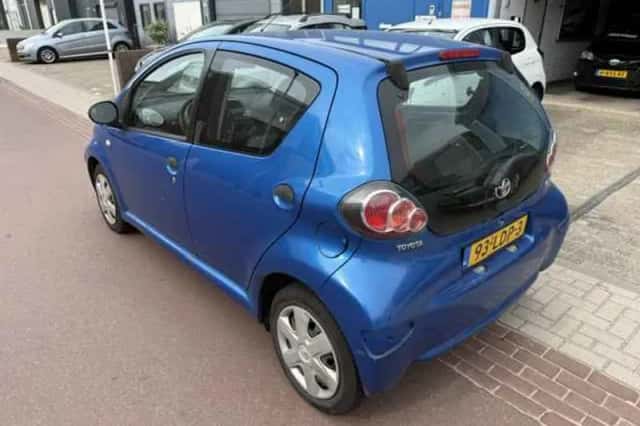 Toyota Aygo (2010) thumbnail 3