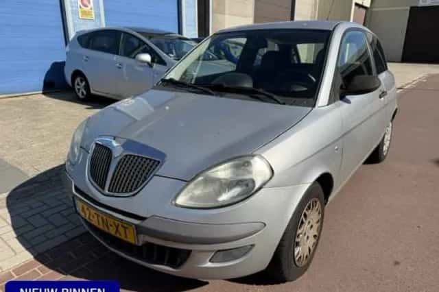 Lancia Ypsilon (2006) thumbnail 1